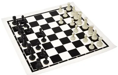 Шахматная доска и начальная расстановка фигур
