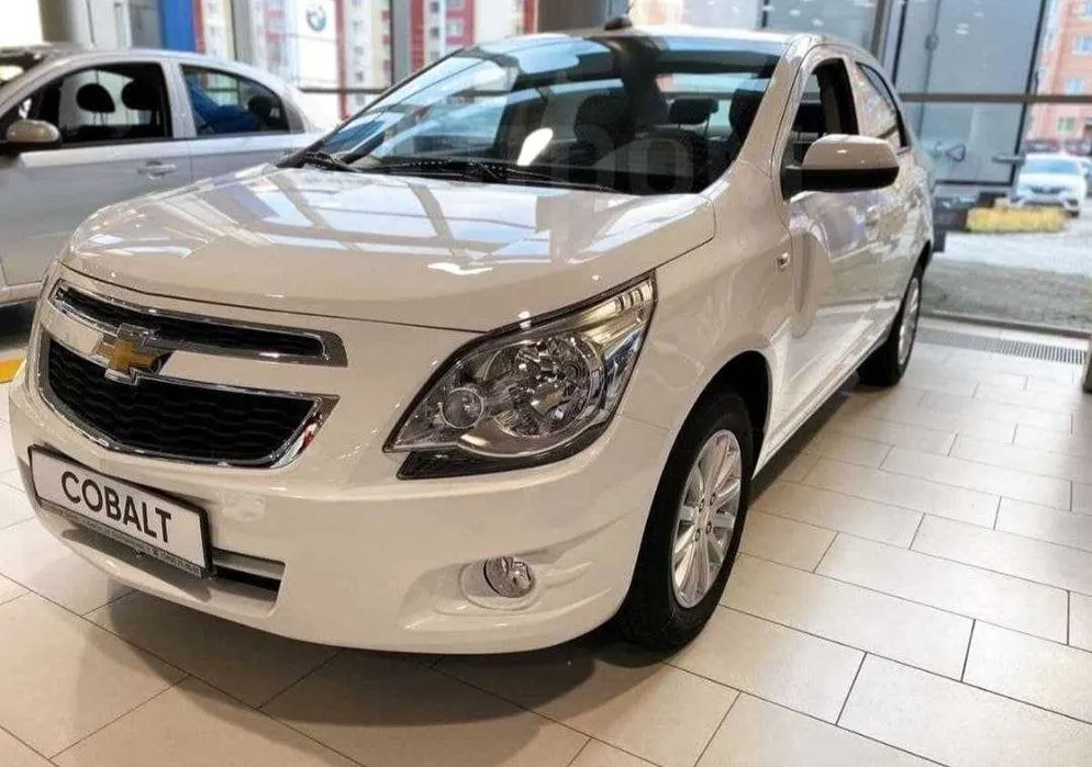 Chevrolet Cobalt 2020 салон