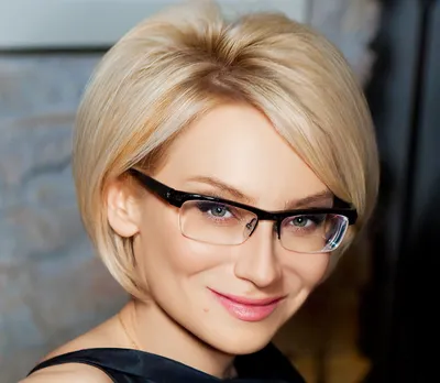 Прическа Эвелины Хромченко (41 лучших фото)