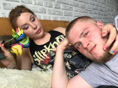 Женатая пара российских трансгендеров рассталась из-за измен | WMJ.ru