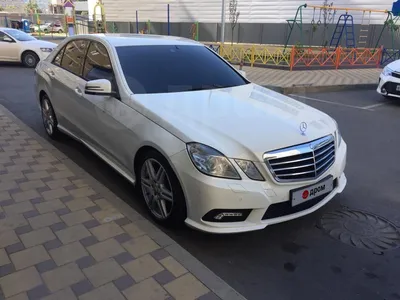 Купить Мерседес Е-класс 2010 в Краснодаре, Продаю машину Е-212 AMG, с  пробегом 170тыс.км, белый, Краснодарский край, седан