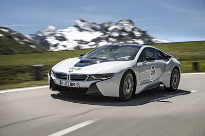 Слух: суперкар BMW i9 в ходу