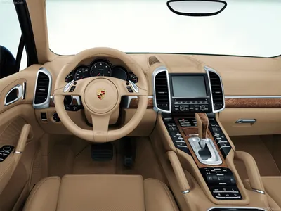 Идеально кремовый салоны Porsche Cayenne 2011 года выпуска | Обои для  телефона
