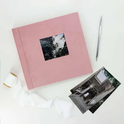 Фотоальбом семейный, темного-розового цвета, с черными листами для  вклеивания, \"Photo Album\"