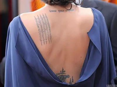 11 татуировок Анджелины Джоли, о значениях которых вы и не догадывались -  YouTube