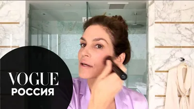 Watch Антивозрастной макияж Синди Кроуфорд | Vogue Russia