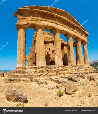 ⬇ Скачать картинки Архитектура древней греции, стоковые фото Архитектура  древней греции в хорошем качестве | Depositphotos