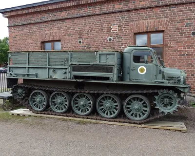 File:Finnish Artillery Museum 026 - ATS-59 SU (24696823348).jpg - Wikimedia  Commons