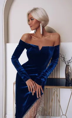 Платье миди с открытыми плечами бархат Кэрнс синий | Стильная одежда для  женщин Malina Bonita