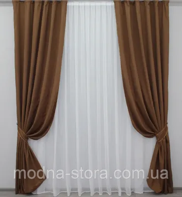Белая тюль и коричневые шторы фото