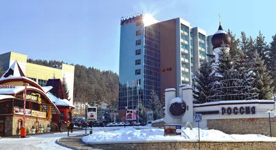 Новый год в Белокурихе: зимний досуг в крупных санаториях и отелях курорта