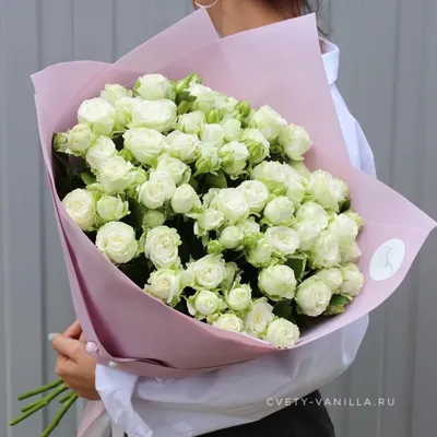 № 942 Кустовые розы белые, 25 шт