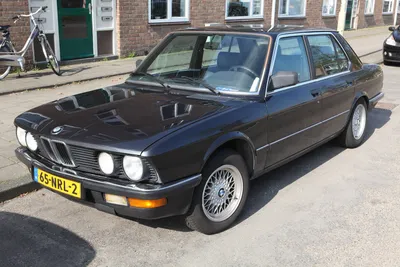 Файл:BMW 518 1981 (15684155281).jpg — Викисклад