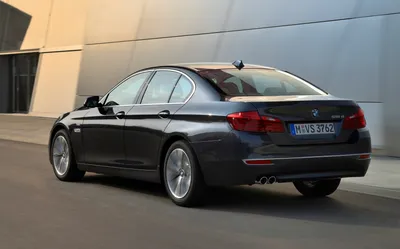 Редкое ретро фото культового немецкого автомобиля BMW 518 серии. Источник : оригинальное фото Фото со стока - Alamy