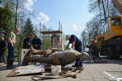 В санатории Ленина устанавливают новый памятник вождю мирового пролетариата  | bobruisk.ru