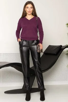 Купить Черные женские укороченные брюки из эко-кожи