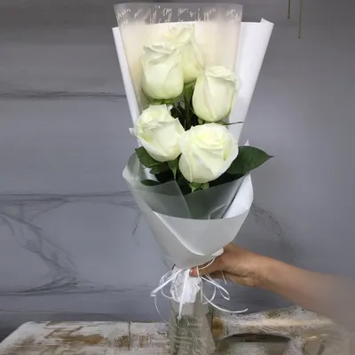 Букет из 5 белых роз с доставкой - Мастерская Lideski Смоленск