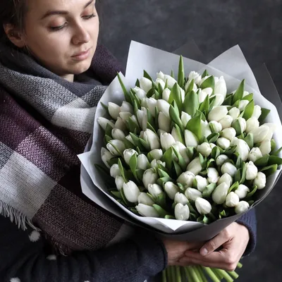 Букет из белых тюльпанов сорта Антарктика | FloralDreams