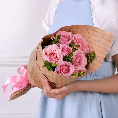Букет из 7 нежно-розовых роз 40 см - купить в Москве по цене 1690 р - Magic  Flower