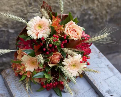 Купить Осенний букет в Москве, заказать Осенний букет - недорогая доставка  цветов из интернет магазина!
