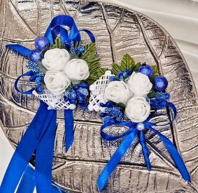 Бутоньерки для свидетелей \"Майский\" в синем цвете купить по лучшей цене в  Минске - Магазин свадебных аксессуаров Вивальди