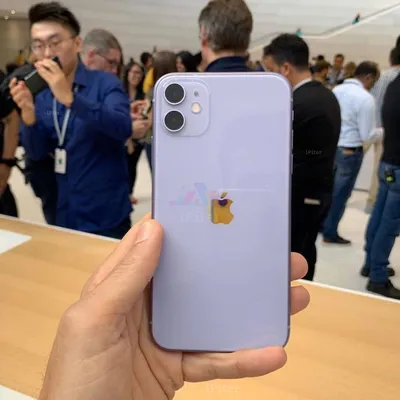 Купить Apple iPhone 11 64Gb Purple (Фиолетовый) по низкой цене в СПб