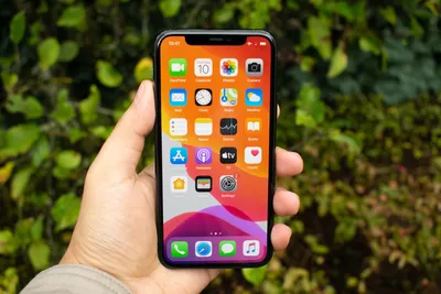 iPhone 11 Pro Max Review: Come for the Cameras, Stay for the Battery |  Digital Trends