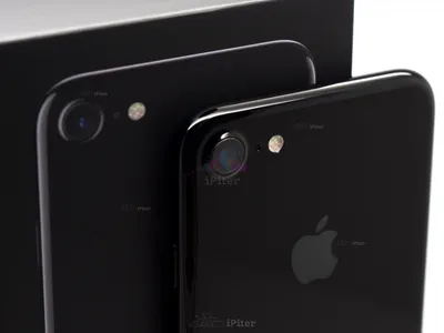 Сравнение матового и глянцевого черного iPhone 7