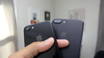 What Are the Differences Between the Matte Black and Jet Black iPhone 7?