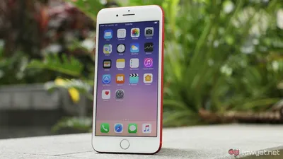 Red iPhone 7 Plus unboxing: Checking out the red of Product Red - Video -  CNET