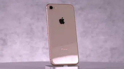Обязательно посмотрите золотой и белый iPhone 8 вживую
