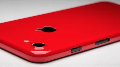 Apple выпустили красный iPhone 7 и iPhone 7 Plus | GQ Россия