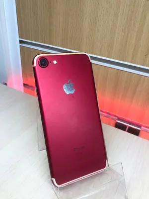 Названа дата появления красного iPhone 7 в России - Российская газета