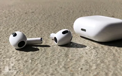 Silicone case with hook for AirPods 3