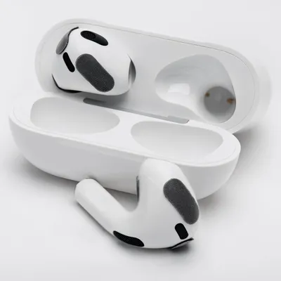 Apple AirPods 3 review: Spatial audio steals the show - PhoneArena