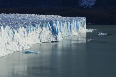 Эти потрясающие фотографии дают уникальную возможность увидеть айсберги под  водой (6 фото)