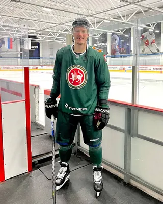 Российский талант перешел из «Ак Барса» в предпоследний клуб НХЛ. Его не  смутила перспектива игры в третьем звене - Ведомости.Спорт
