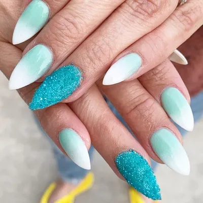 Hanna's Nails - Aqua Ombré Nails | Facebook