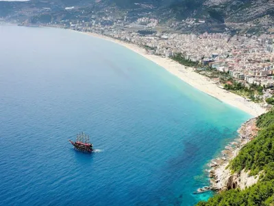 Турция, Аланья, пляж Клеопатры (Cleopatra Beach) - «Что делать если мечтали  отдохнуть на пляже испанской Майорки, а накопили только на турецкую  Аланью?! Правильно, не расстраиваться и весело паковать чемоданы! В Альнье  тоже