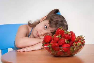 Детское питание Gerber Злаковый батончик DoReMi яблоко-виноград -  «Вкусняшка, чтобы побаловать ребенка » | отзывы