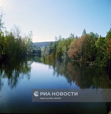 Река ангара в Иркутске стоковое фото. изображение насчитывающей отражение -  213487260