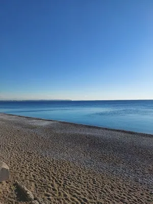 Испуганные туристы в Анталии сообщают: вода в море продолжает уходить,  берега оголены, все в шоке | Туристические новости от Турпрома