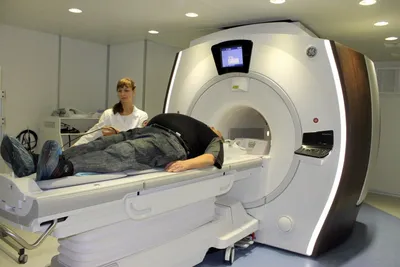 МРТ (магнитно-резонансная томография) в Сочи, клиника «АРМЕД», запись