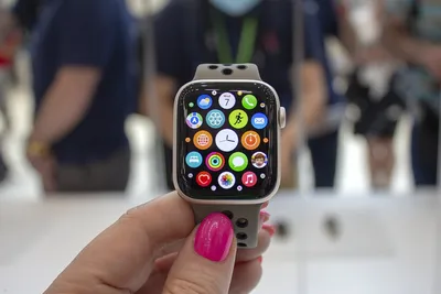 В России стартовал предзаказ на новые часы Apple Watch | РБК Life