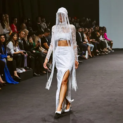 Шикарные арабские тренды: итоги Arab Fashion Week 2022