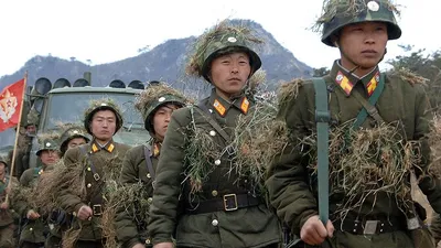 Тайны армии Северной Кореи: «ядерные» смертники и рыбья кровь - МК