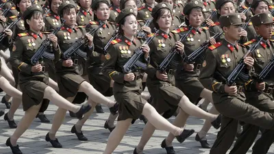 Кореи демонстрируют военную форму – Газета «Ъ» Украина – Коммерсантъ
