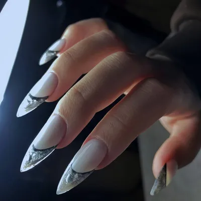 Маникюр на острые ногти наращивание ногтей - 69 фото, модные тренды 2023