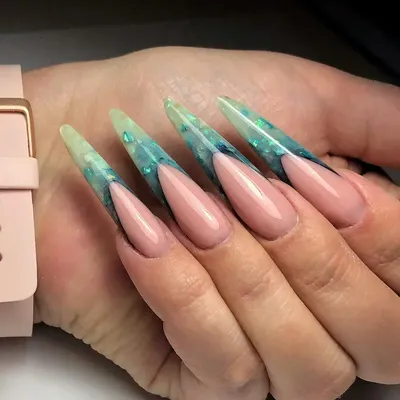 Leontieva.Nails | Шикарное До/После 😍 Идеальный маникюр!!! Арочный  миндаль, самая красивая и нежная форма. А вам нравится? Оцените от 1 до 10  ♡ | Дзен