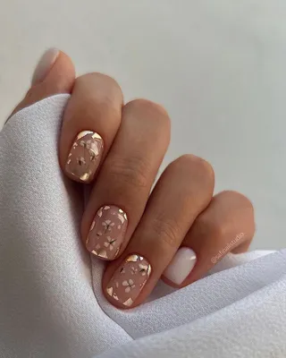 33 Summer Nail Art Ideas–From Sunset Ombré to Dreamy Clouds